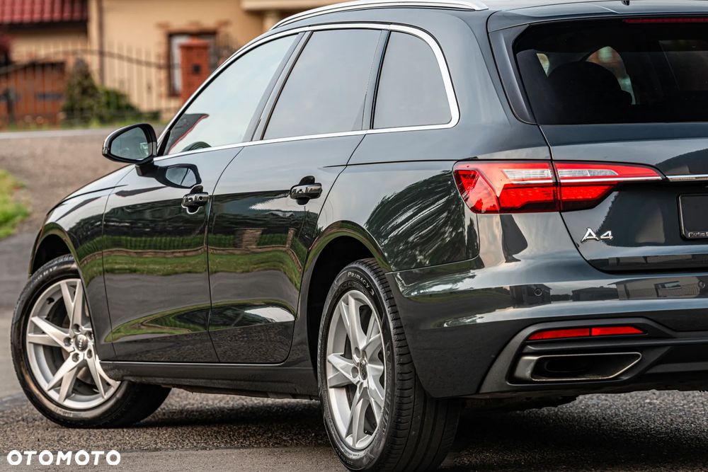 Audi A4 Avant 2.0 TDI ultra S tronic design - 16