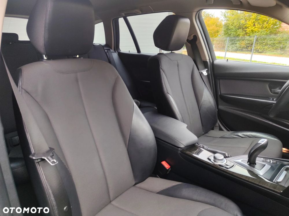 BMW Seria 3 318d Luxury Line - 16