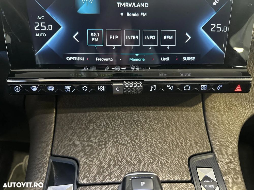 DS Automobiles DS 7 Crossback - 17