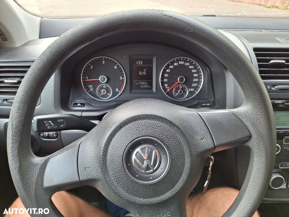 Volkswagen Jetta 1.6 TDI DPF Comfortline - 8