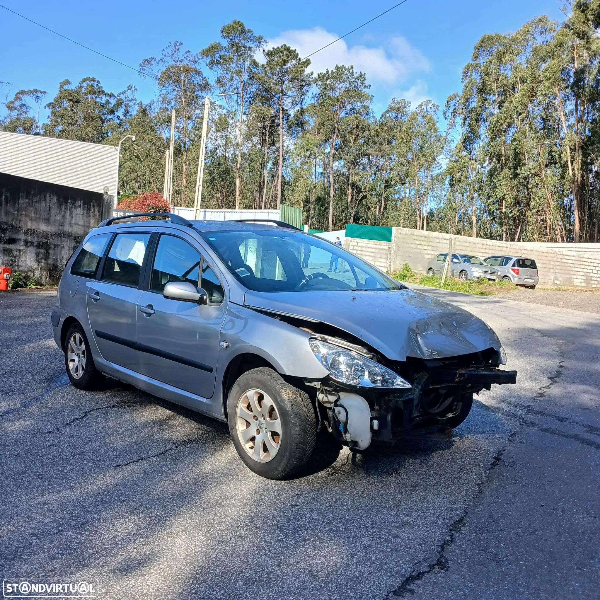 Peugeot 307 1.4 de 2005 - Peças Usadas (9817) - 1