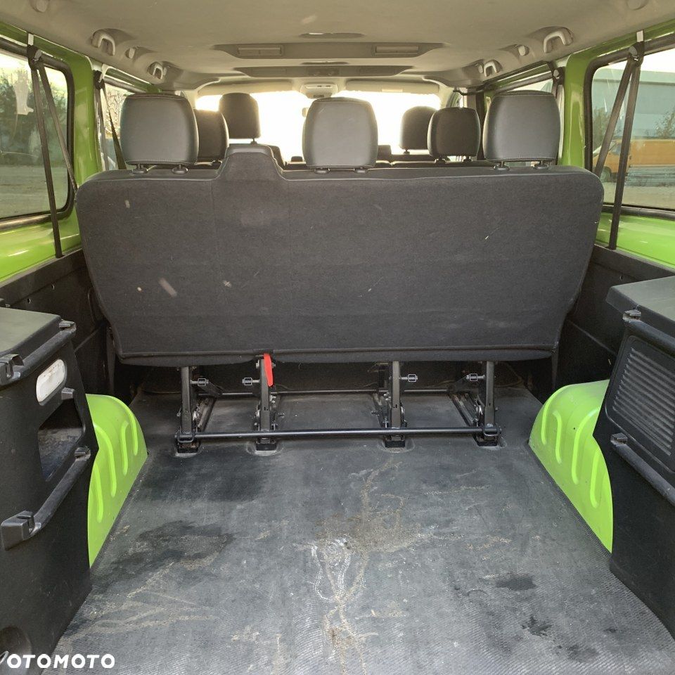 Renault Trafic - 15