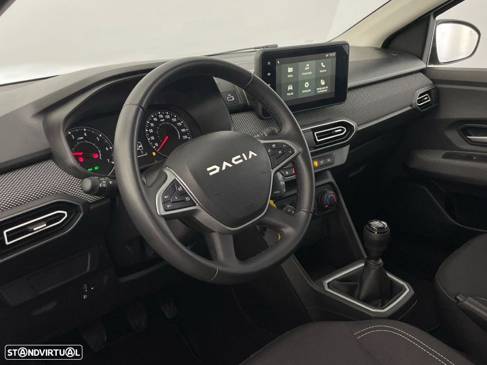 Dacia Sandero 1.0 TCe Expression — fotografia 16
