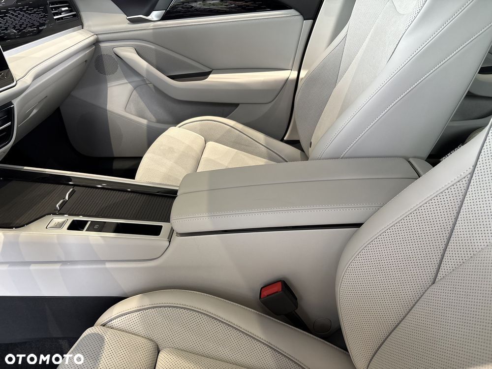 Volkswagen Passat - 17