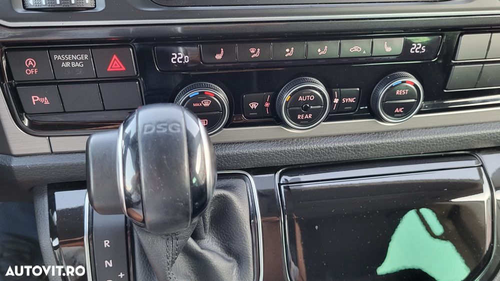Volkswagen Multivan - 16