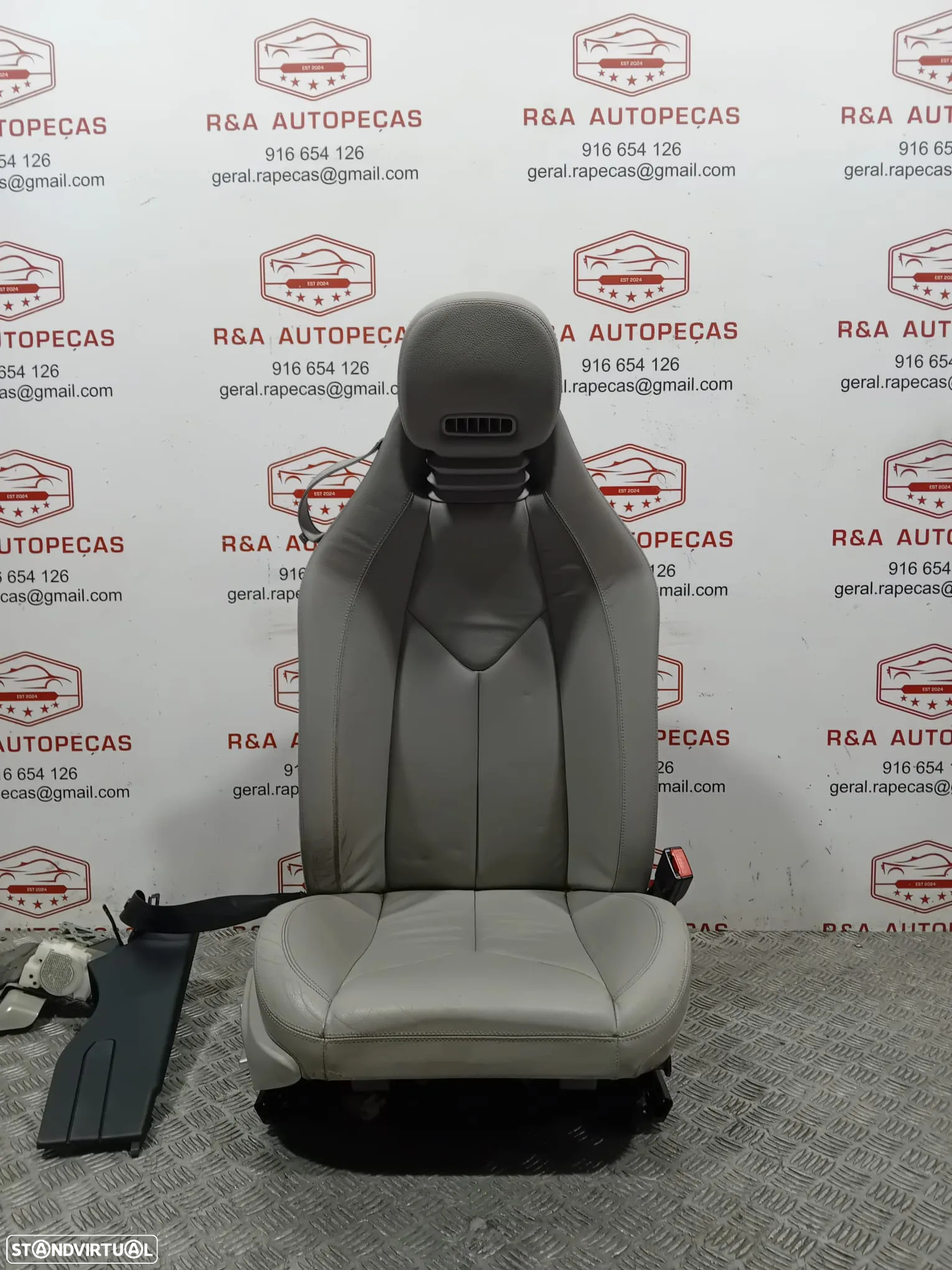 Conjunto de Bancos Mercedes SLK 171 Elétricos em Pele Original - 3