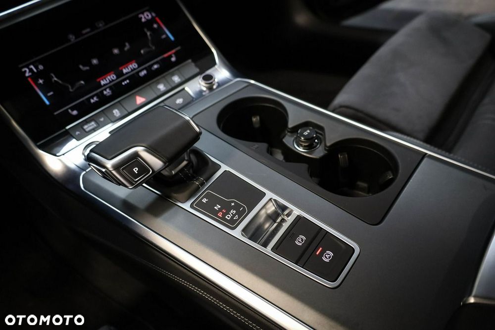 Audi A6 Avant - 27