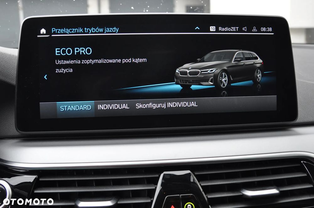 BMW Seria 5 520d xDrive Luxury Line sport - 32