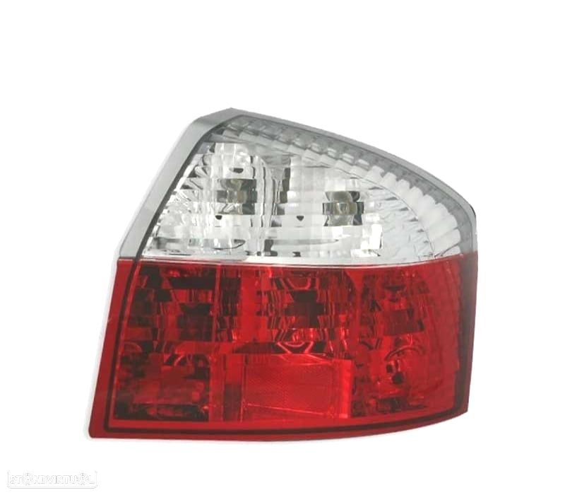 FAROLINS TRASEIROS AUDI A4 00-04 B6 VERMELHO CROMADO - 2