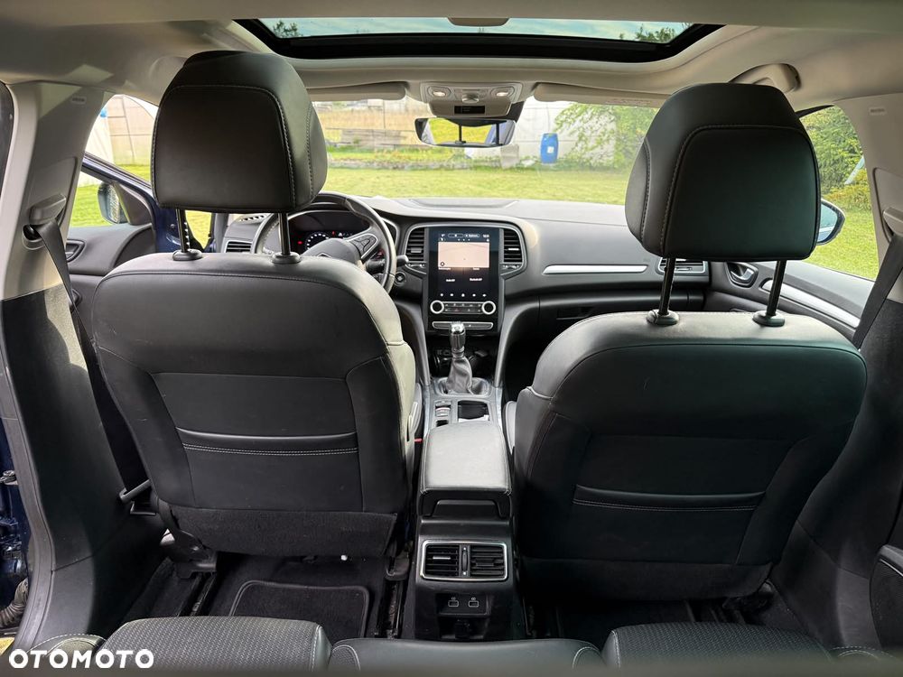 Renault Megane 1.5 Blue dCi Intens - 10