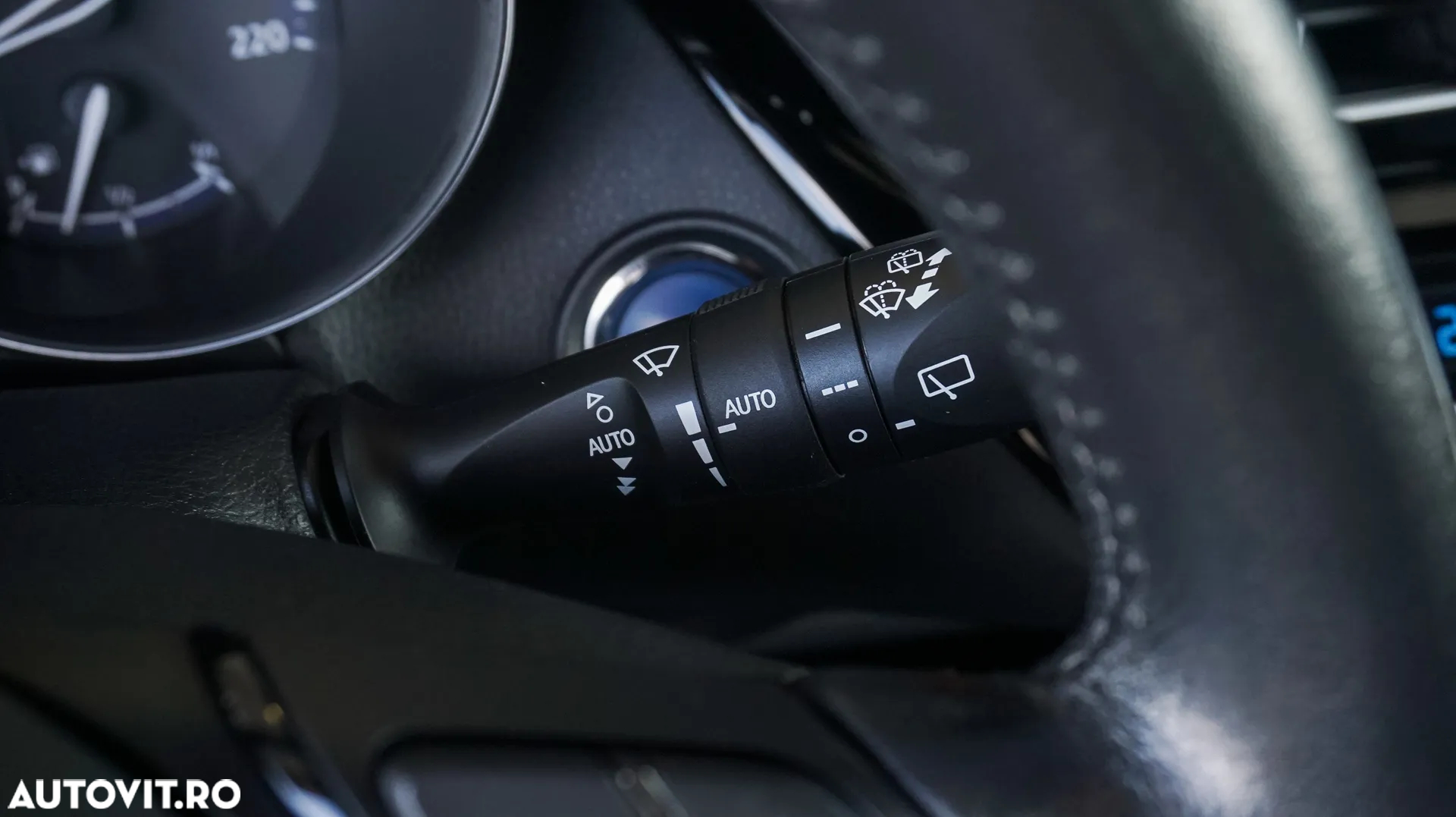 Toyota C-HR - 19