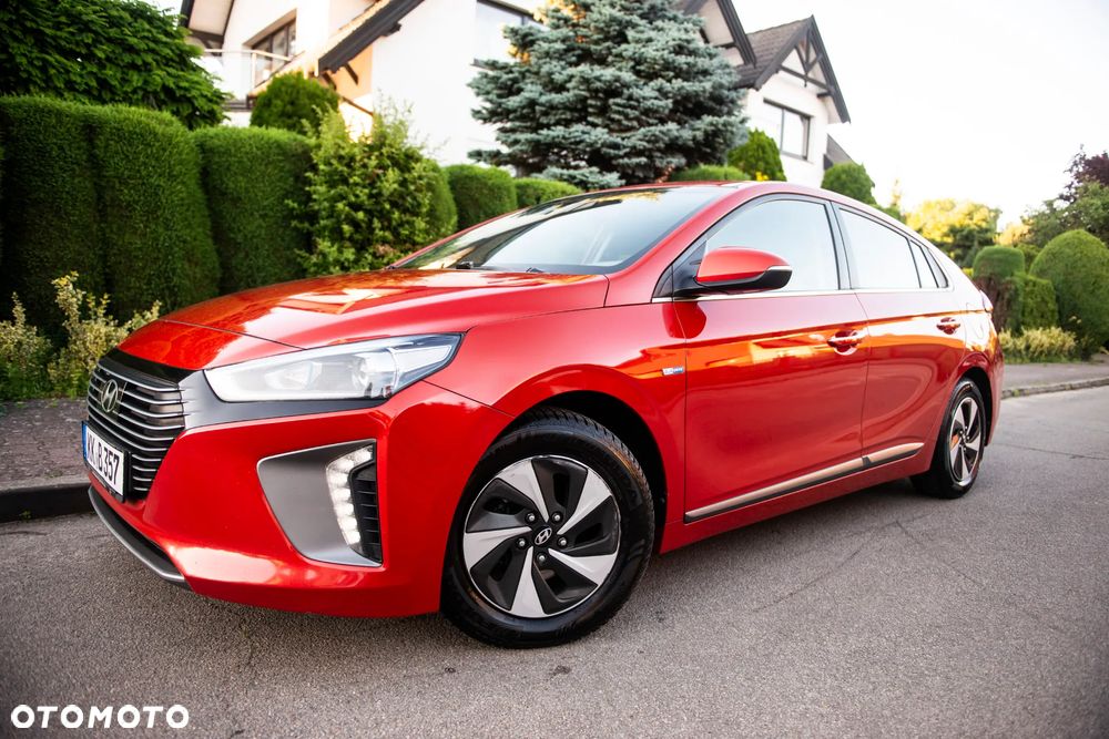 Hyundai IONIQ 1.6 GDI Premium - 1