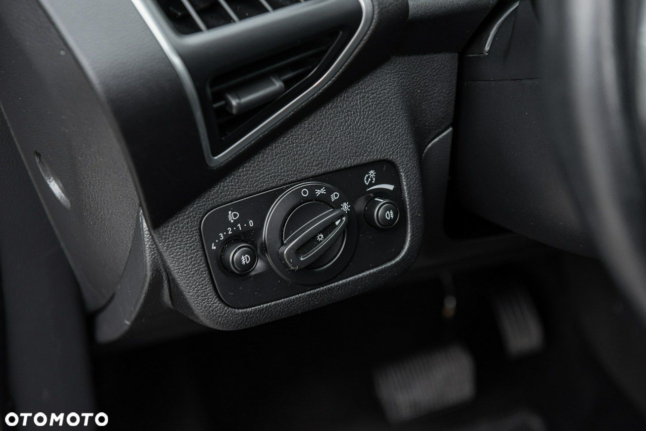 Ford Kuga - 29