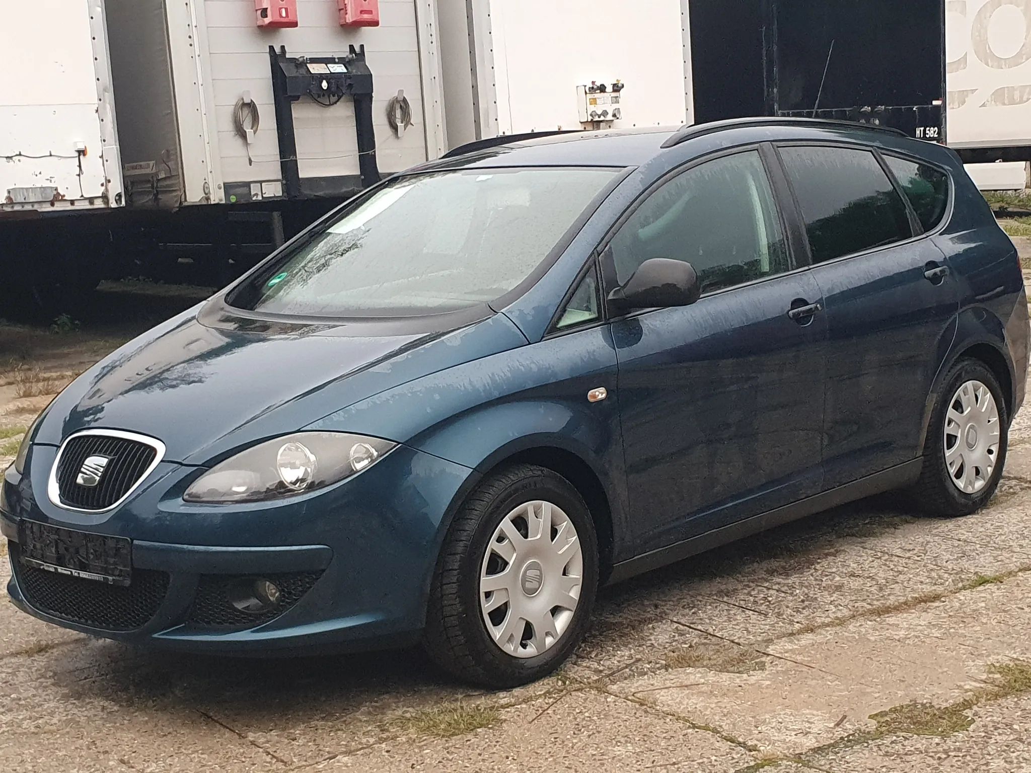 Seat Altea XL 1.6 Reference Comfort - 1