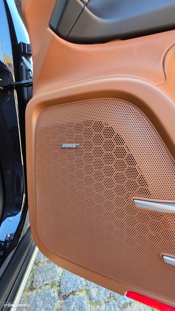 Porsche Cayenne S - 15