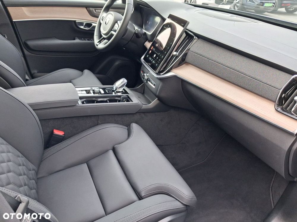 Volvo XC 90 - 13