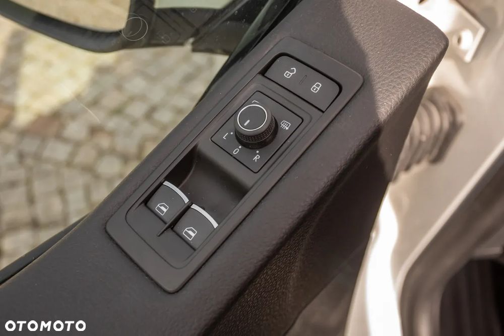 Volkswagen Multivan 2.0 TDI L1 Highline DSG - 30