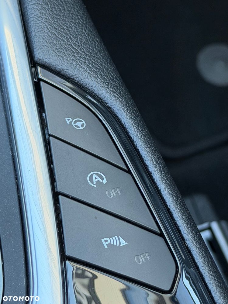 Ford S-Max 2.0 EcoBoost Titanium - 24