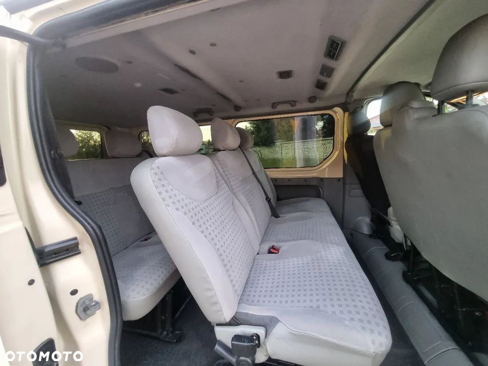 Opel Vivaro - 13