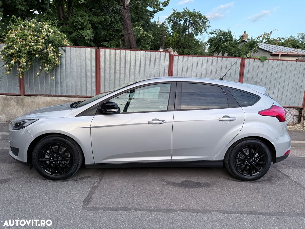 Ford Focus - 16