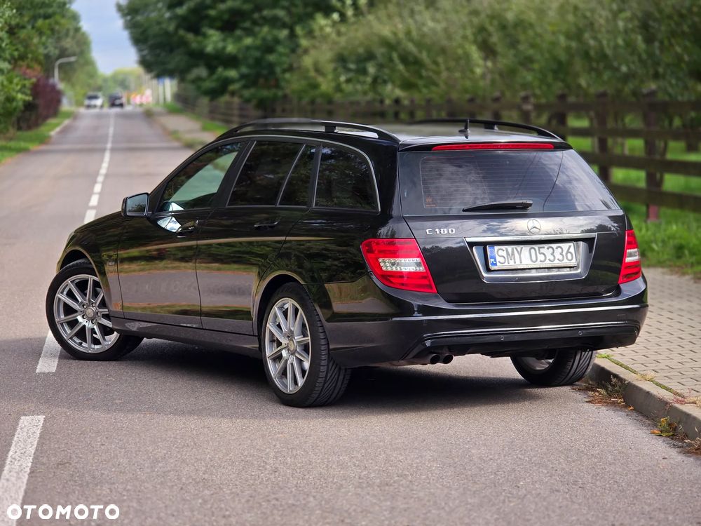Mercedes-Benz Klasa C 180 CGI BlueEff Avantgarde - 3