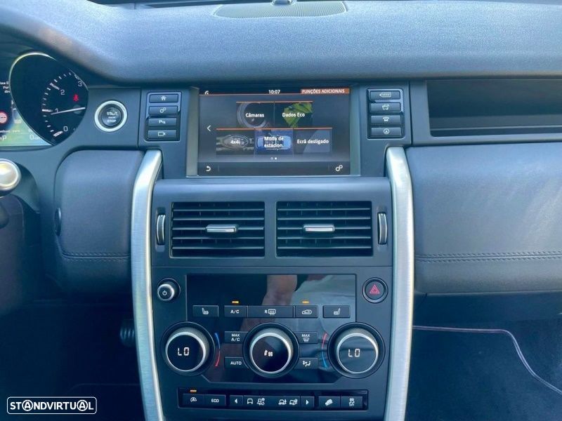 Land Rover Discovery Sport TD4 Aut. HSE Luxury - 9