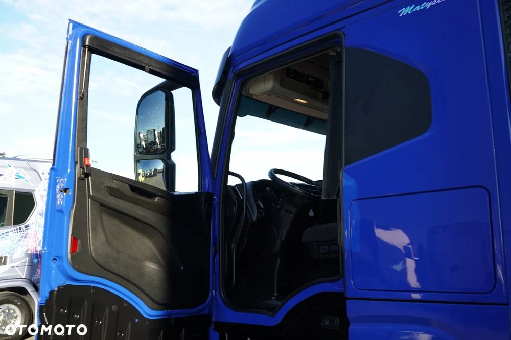 Iveco S-WAY / 460 / RETARDER / LNG / MEGA / LOW DECK / - 22