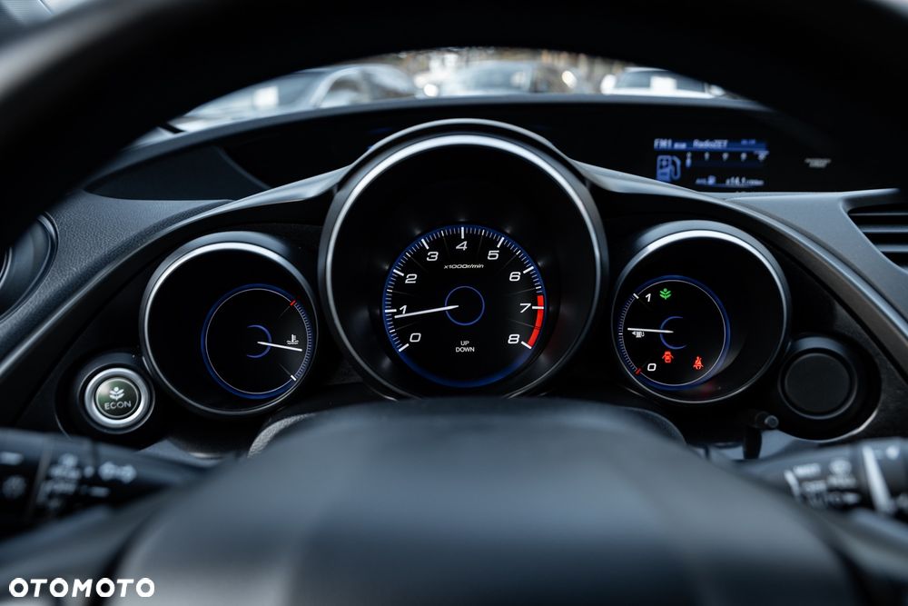 Honda Civic 1.8 Sport - 29