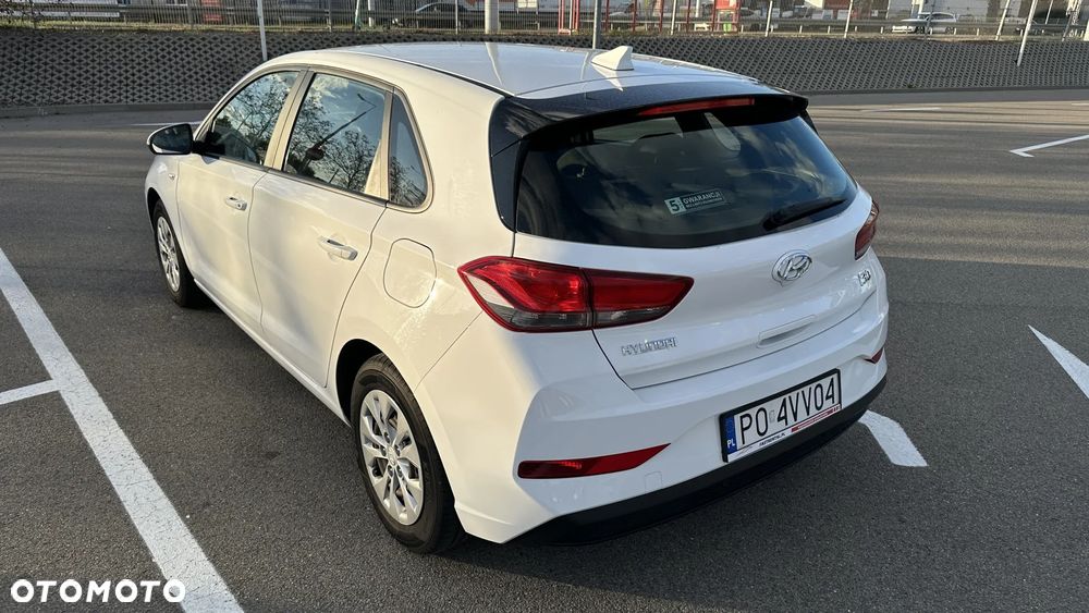 Hyundai i30 1.5 DPI Classic + - 2