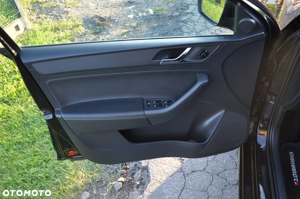 Skoda RAPID 1.2 TSI (Green tec) Ambition - 16