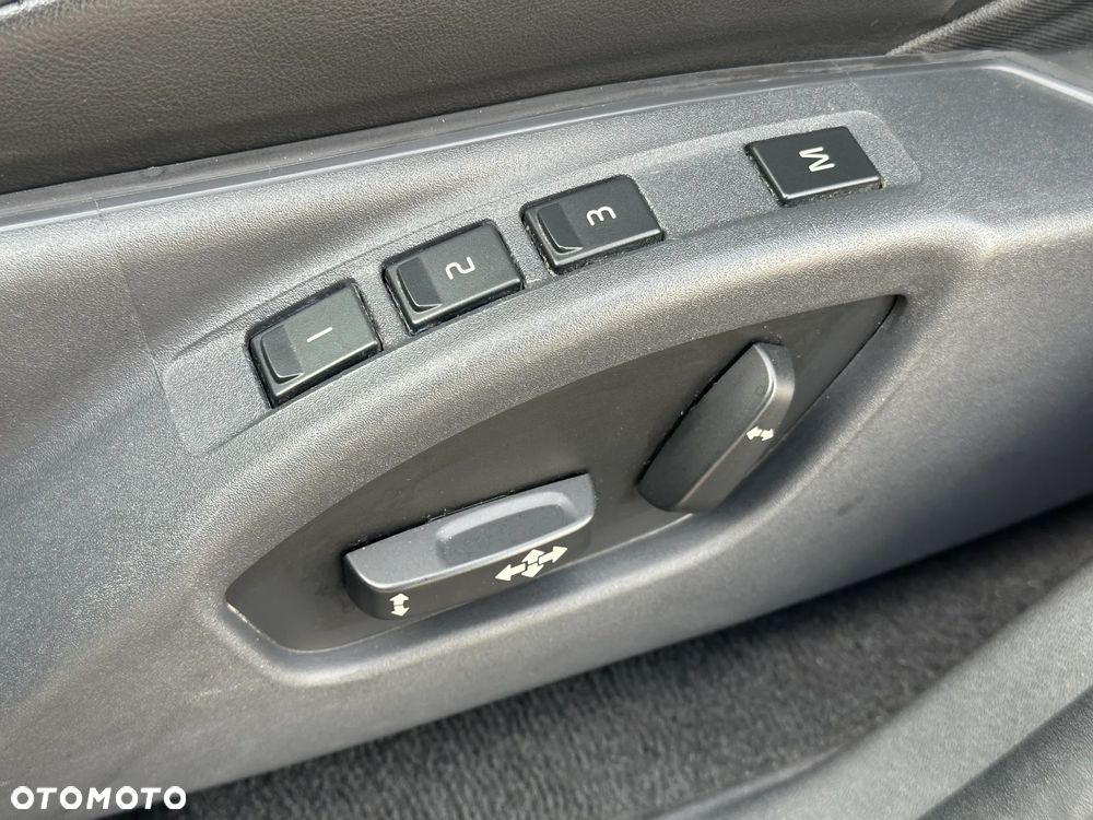 Volvo XC 60 - 18
