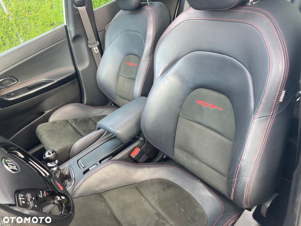 Kia Ceed 1.6 T-GDI GT XL - 9