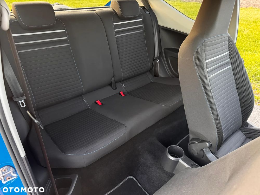 Volkswagen up! - 22