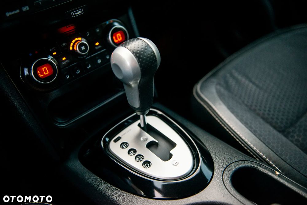 Nissan Qashqai 2.0 CVT tekna - 25