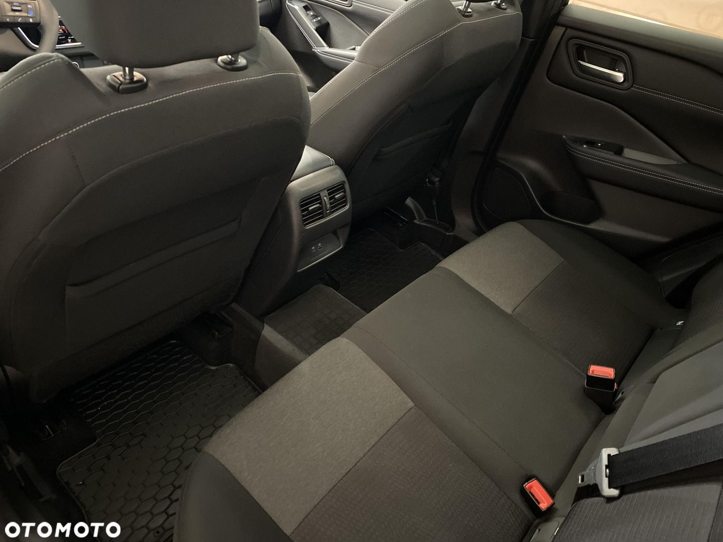 Nissan Qashqai - 11