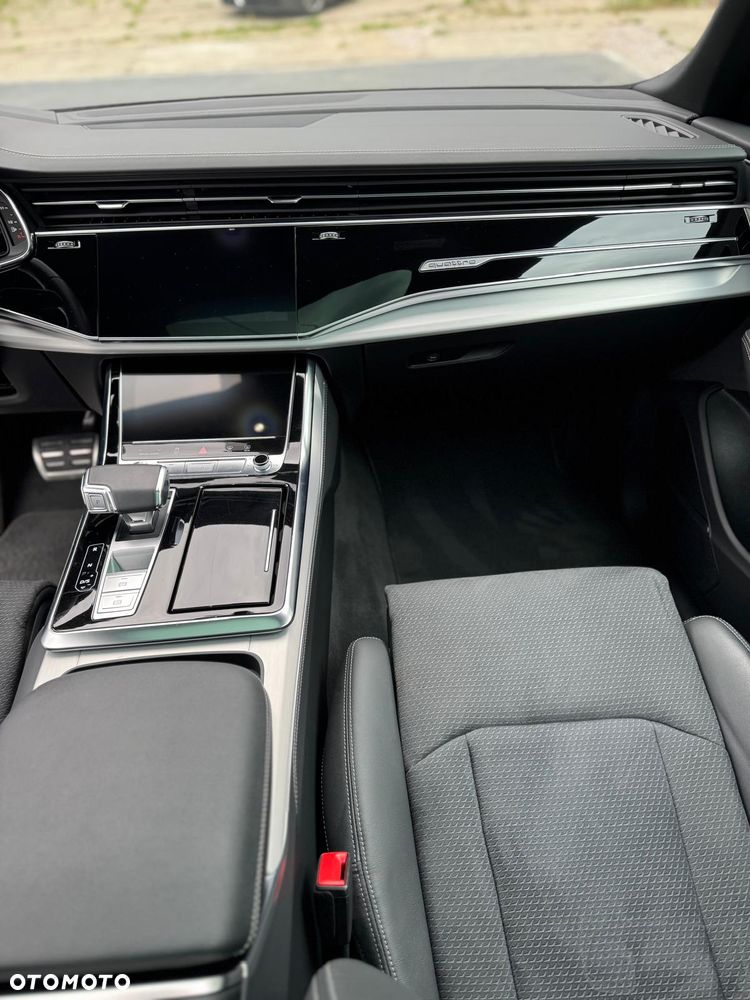 Audi Q8 50 TDI mHEV Quattro Tiptronic - 25