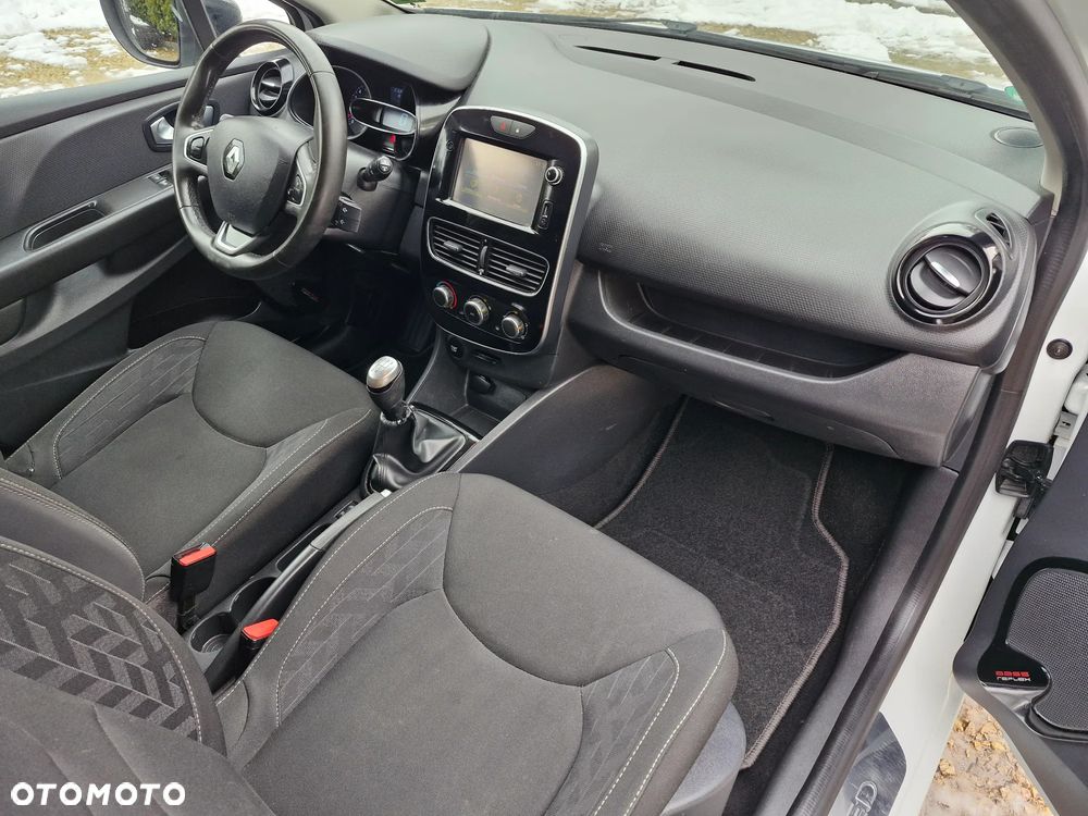 Renault Clio 1.2 16V 75 LIMITED - 7