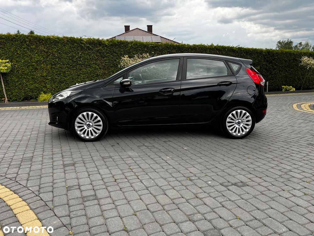 Ford Fiesta 1.6 TDCi DPF Titanium - 6