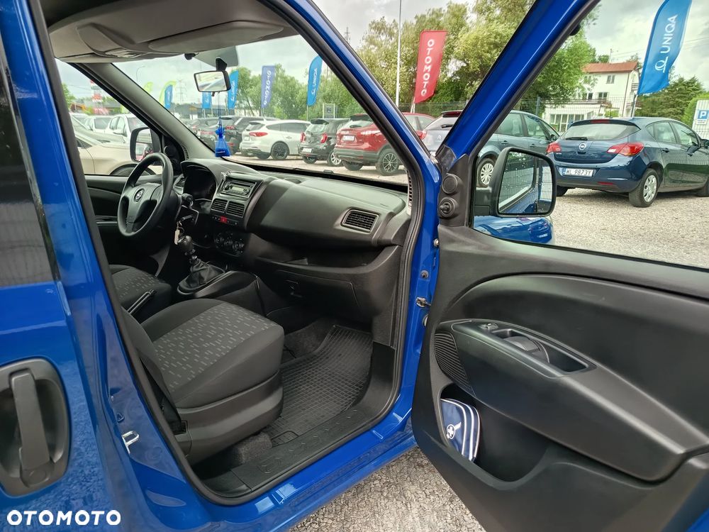 Opel Combo 1.4 Cosmo Eu6 - 27