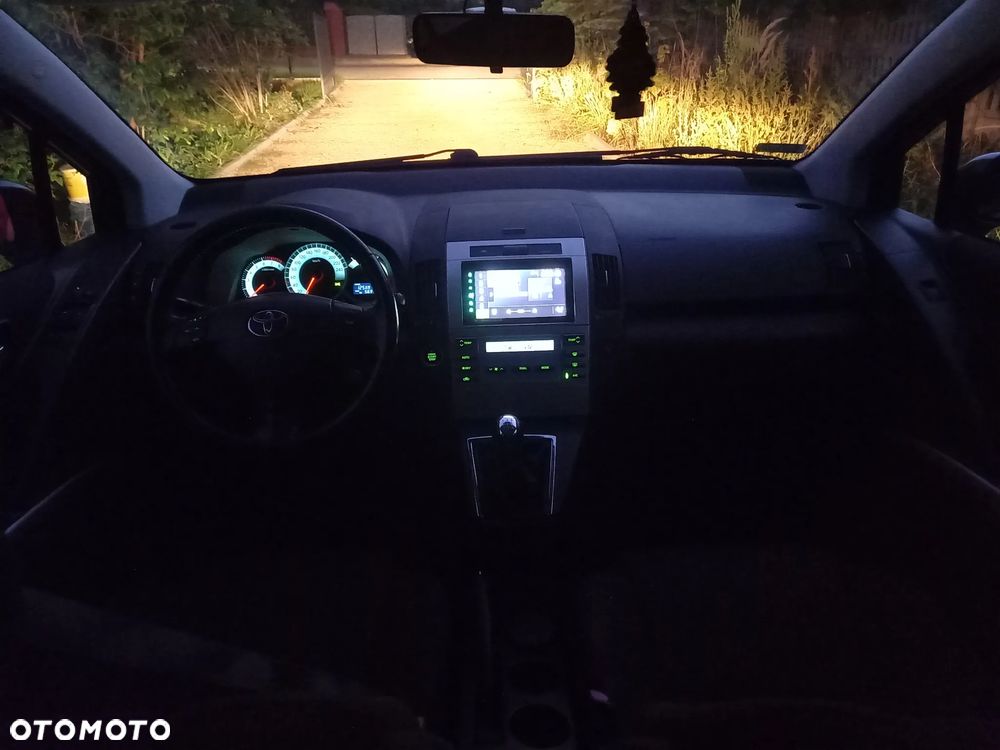 Toyota Corolla Verso 1.8 Sol + 7os - 1