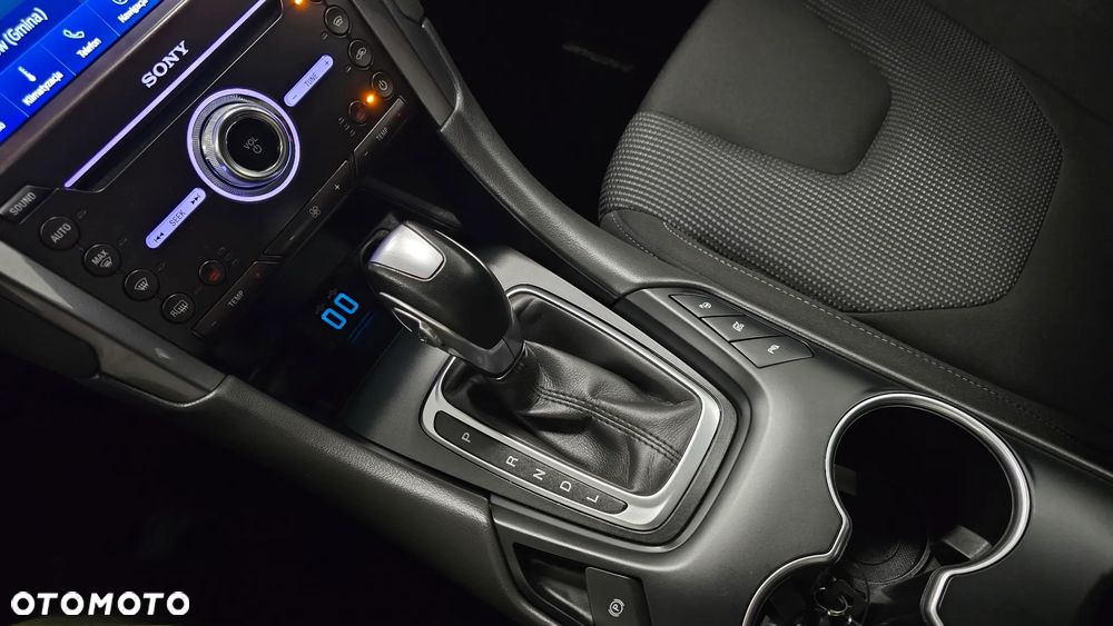 Ford Mondeo 2.0 Hybrid Executive Plus - 19