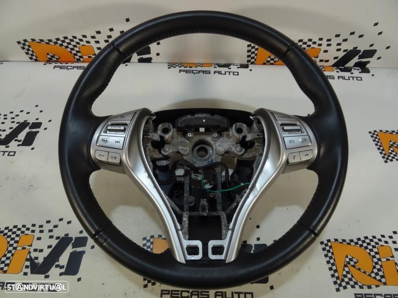 Volante Nissan Qashqai Ii (J11, J11_)  Volante Nissan Qashqai 2 - 2