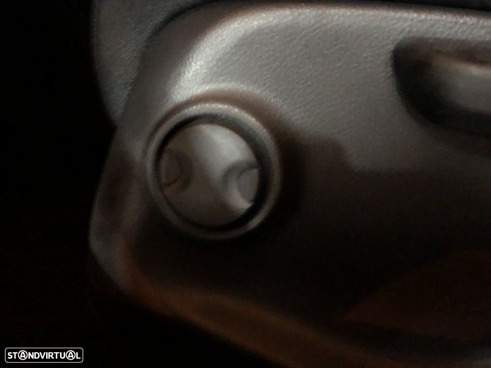 Honda Civic 1.0 i-VTEC Executive Premium - 31