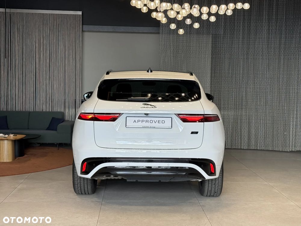 Jaguar F-Pace 2.0 D200 mHEV AWD R-Dynamic SE - 8