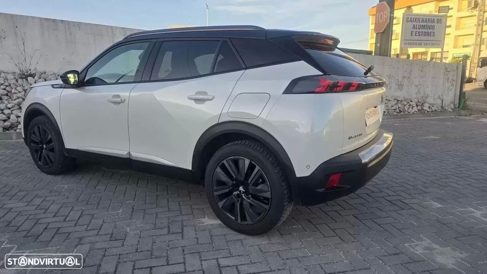 Peugeot e-2008 GT Pack - 10