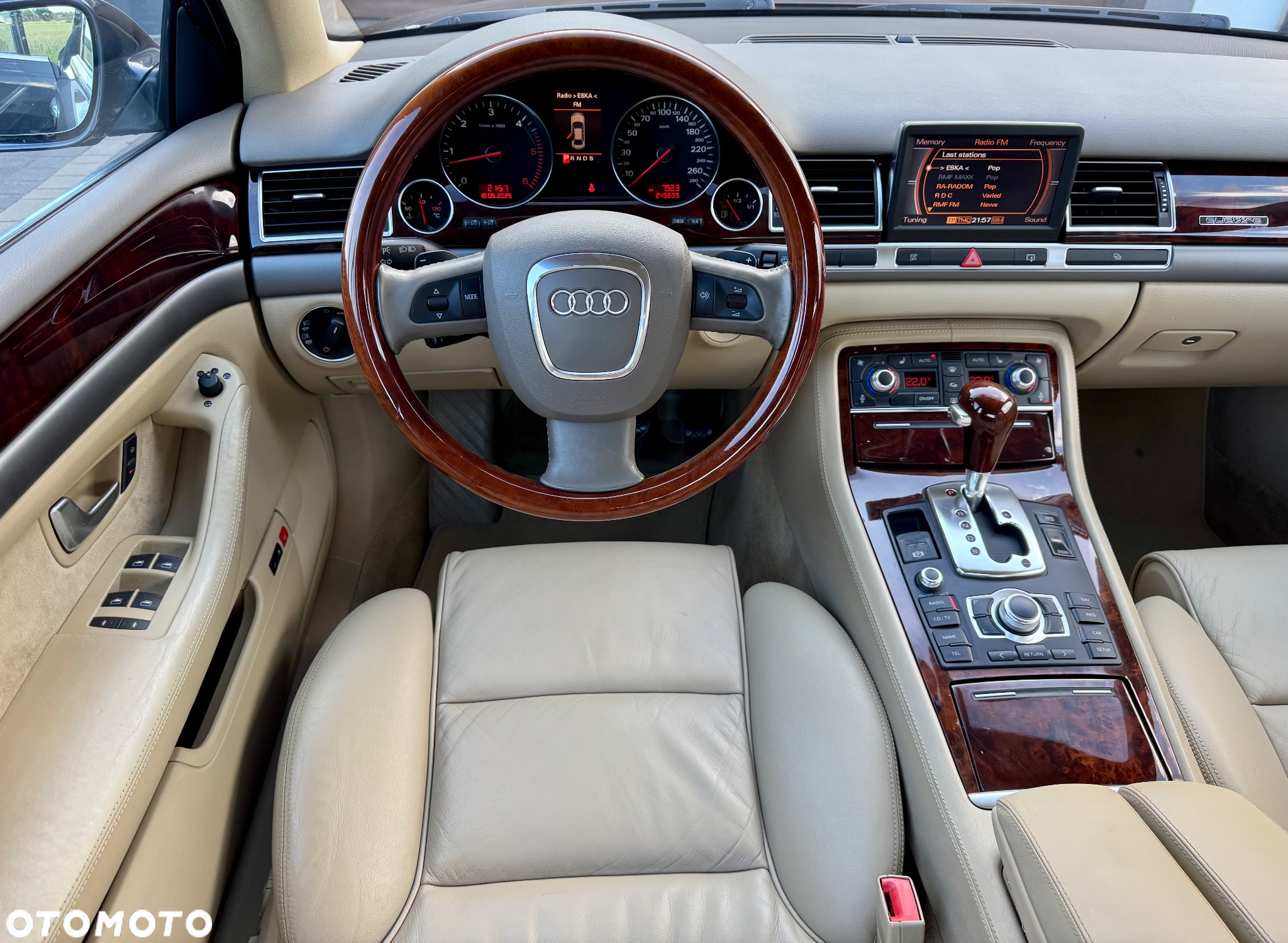 Audi A8 4.2 TDI Quattro - 13
