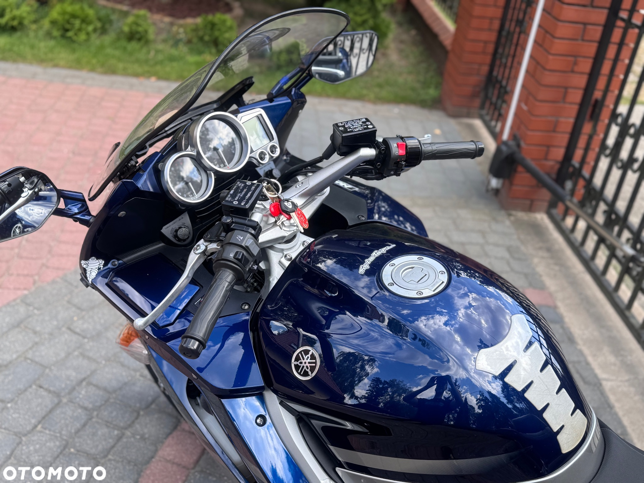 Yamaha FJR - 14