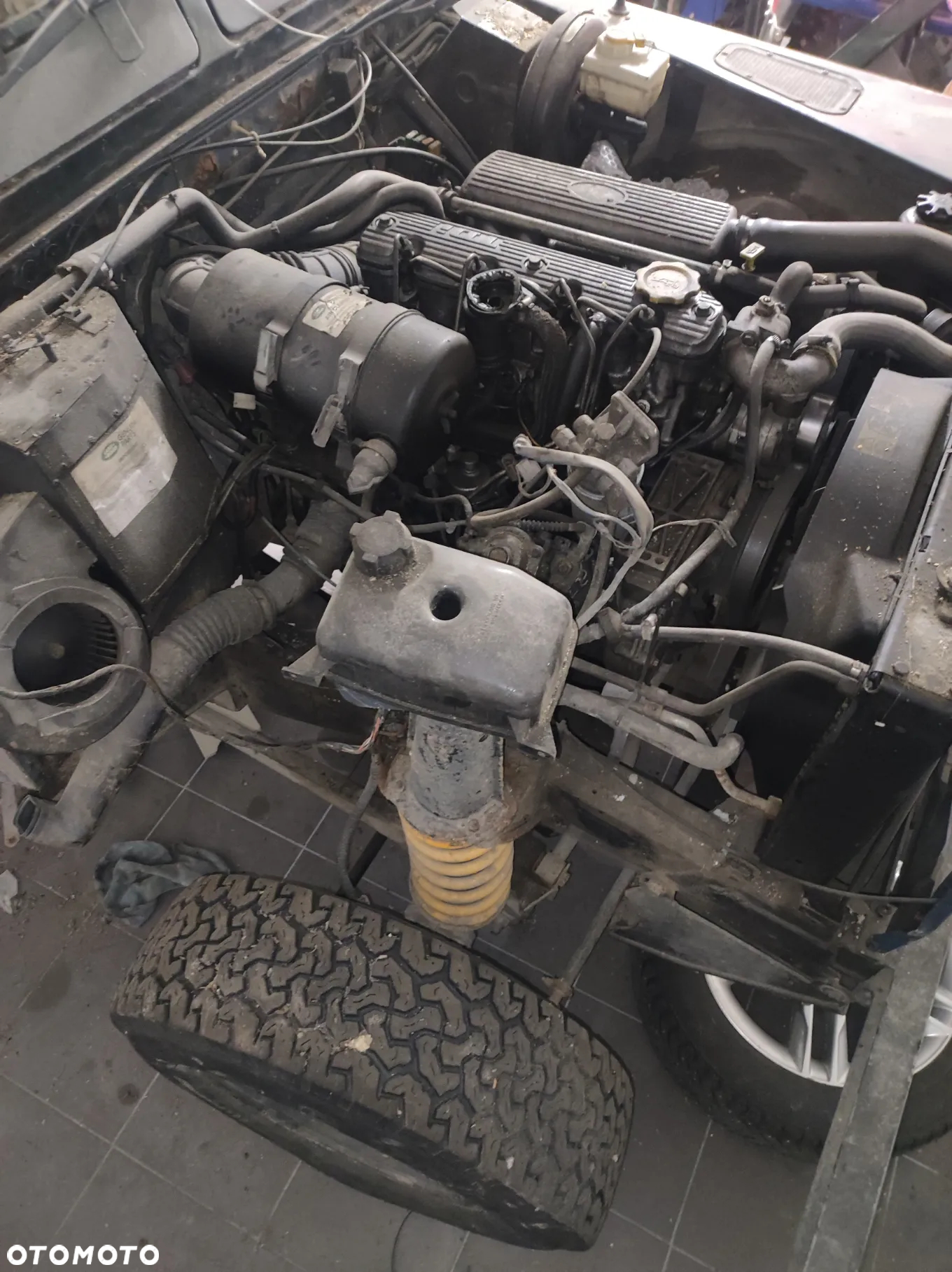 Land Rover Defender 110 2.5 TDI - 8