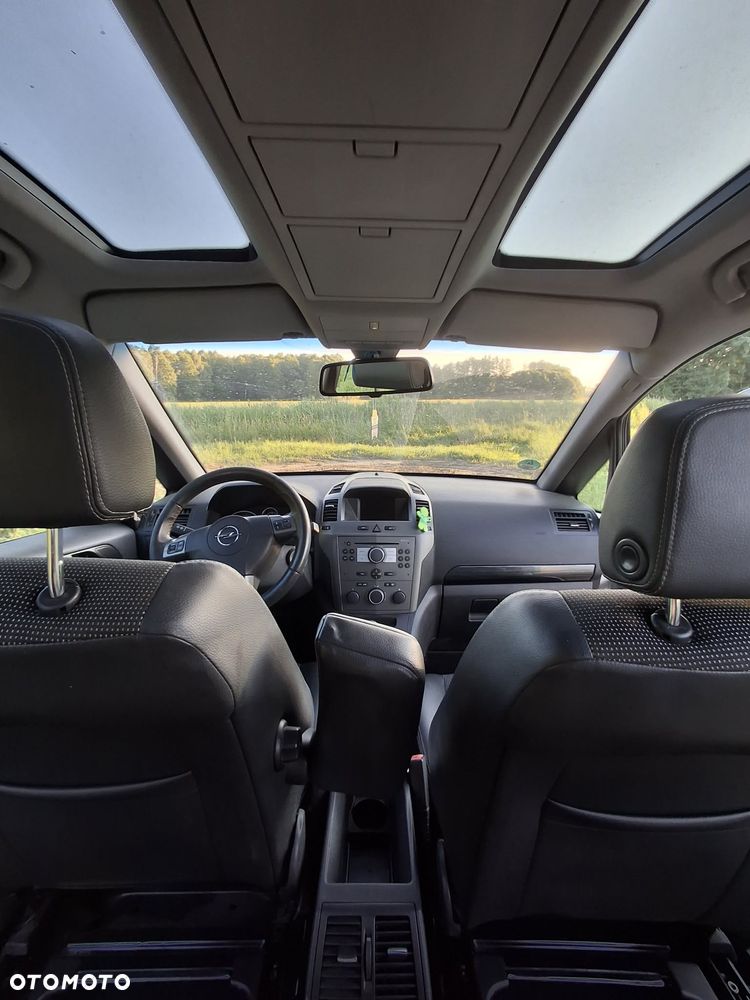 Opel Zafira 1.8 Cosmo - 14