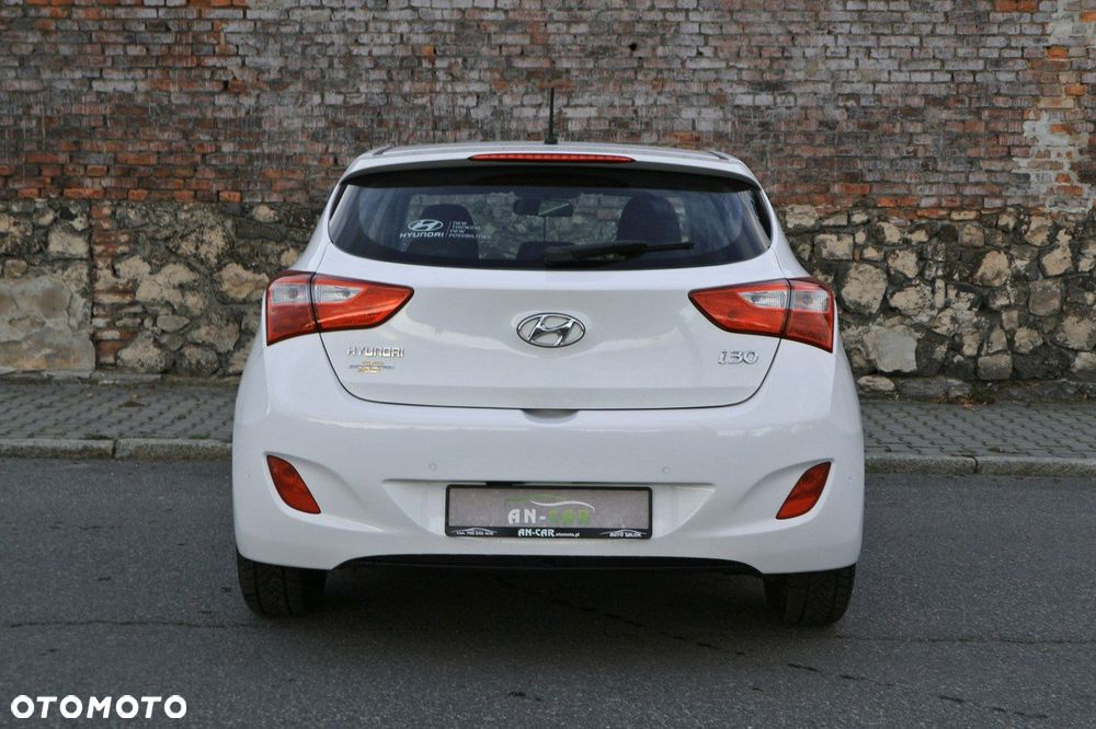 Hyundai i30 1.4 Fifa World Cup Edition - 11